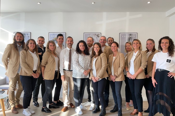 l'équipe de l'agence Immobilier Service