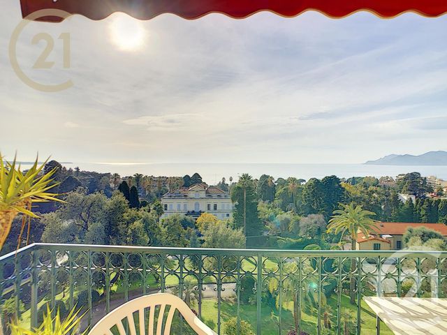 Appartement F3 à vendre - 3 pièces - 91.25 m2 - CANNES - 06 - PROVENCE-ALPES-COTE-D-AZUR - Century 21 Immobilier Service Appartement F3 à vendre - 3 pièces - 91.25 m2 - CANNES - 06 - PROVENCE-ALPES-COTE-D-AZUR - Century 21 Immobilier Service