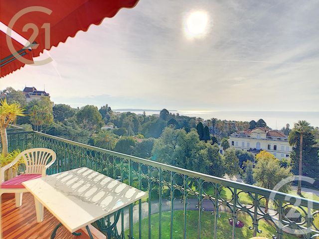 Appartement F3 à vendre - 3 pièces - 91.25 m2 - CANNES - 06 - PROVENCE-ALPES-COTE-D-AZUR - Century 21 Immobilier Service Appartement F3 à vendre - 3 pièces - 91.25 m2 - CANNES - 06 - PROVENCE-ALPES-COTE-D-AZUR - Century 21 Immobilier Service