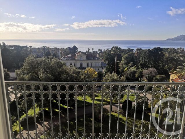 Appartement F3 à vendre - 3 pièces - 91.25 m2 - CANNES - 06 - PROVENCE-ALPES-COTE-D-AZUR - Century 21 Immobilier Service Appartement F3 à vendre - 3 pièces - 91.25 m2 - CANNES - 06 - PROVENCE-ALPES-COTE-D-AZUR - Century 21 Immobilier Service