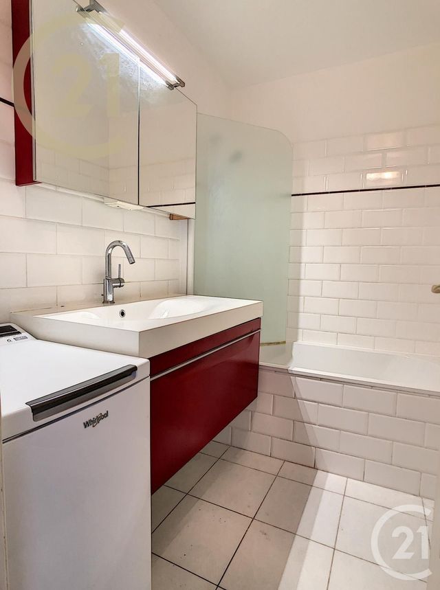 Appartement F4 à vendre - 4 pièces - 83.5 m2 - 06 - PROVENCE-ALPES-COTE-D-AZUR - Century 21 Immobilier Service Appartement F4 à vendre - 4 pièces - 83.5 m2 - 06 - PROVENCE-ALPES-COTE-D-AZUR - Century 21 Immobilier Service