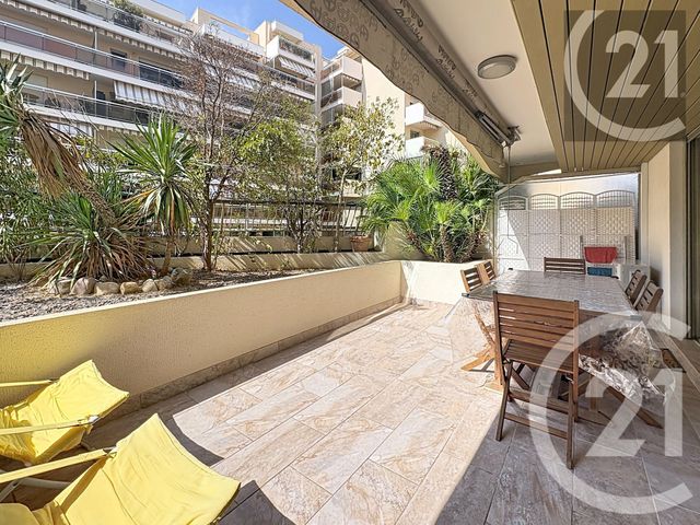 Appartement F2 à vendre - 2 pièces - 39.0 m2 - CANNES - 06 - PROVENCE-ALPES-COTE-D-AZUR - Century 21 Immobilier Service