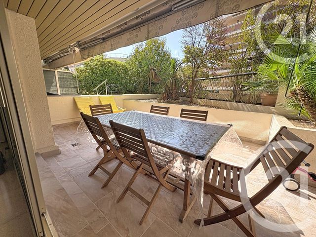 Appartement F2 à vendre - 2 pièces - 39.0 m2 - CANNES - 06 - PROVENCE-ALPES-COTE-D-AZUR - Century 21 Immobilier Service