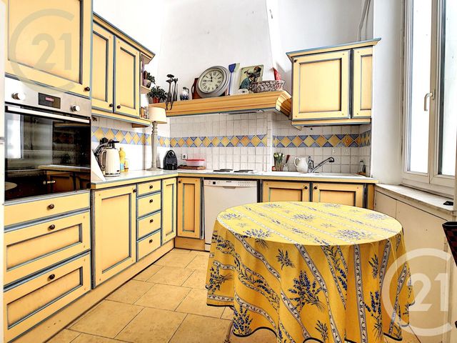 Appartement F4 à vendre - 4 pièces - 97.81 m2 - CANNES - 06 - PROVENCE-ALPES-COTE-D-AZUR - Century 21 Immobilier Service Appartement F4 à vendre - 4 pièces - 97.81 m2 - CANNES - 06 - PROVENCE-ALPES-COTE-D-AZUR - Century 21 Immobilier Service