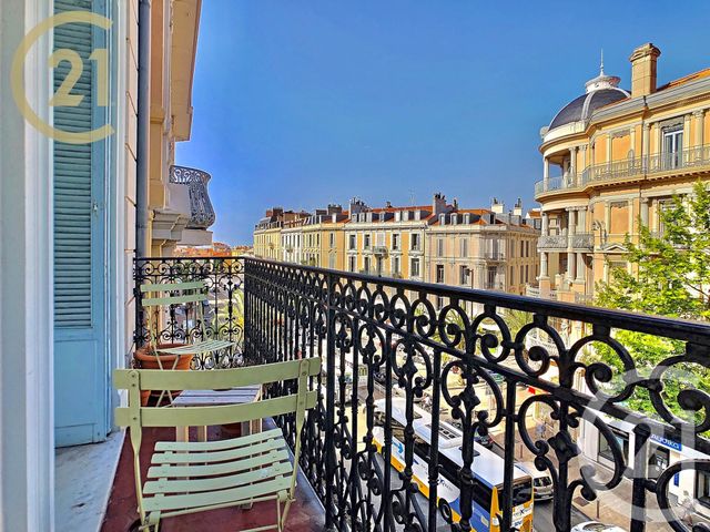 Appartement F4 à vendre - 4 pièces - 97.81 m2 - CANNES - 06 - PROVENCE-ALPES-COTE-D-AZUR - Century 21 Immobilier Service Appartement F4 à vendre - 4 pièces - 97.81 m2 - CANNES - 06 - PROVENCE-ALPES-COTE-D-AZUR - Century 21 Immobilier Service