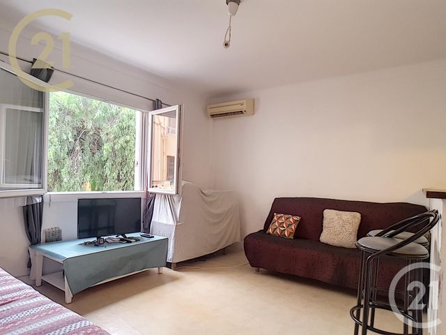 Afficher la photo en grand Appartement F1 à vendre - 1 pièce - 26.03 m2 - CANNES - 06 - PROVENCE-ALPES-COTE-D-AZUR - Century 21 Immobilier Service