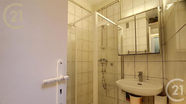 Afficher la photo en grand Appartement F1 à vendre - 1 pièce - 26.03 m2 - CANNES - 06 - PROVENCE-ALPES-COTE-D-AZUR - Century 21 Immobilier Service