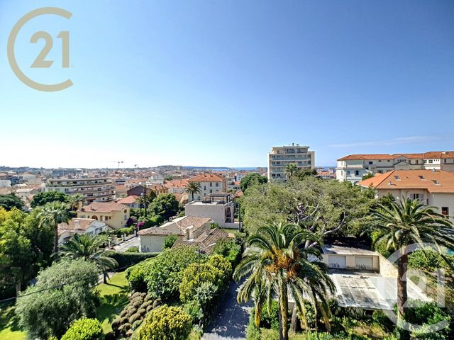 Appartement F3 à vendre - 3 pièces - 99.16 m2 - CANNES - 06 - PROVENCE-ALPES-COTE-D-AZUR - Century 21 Immobilier Service Appartement F3 à vendre - 3 pièces - 99.16 m2 - CANNES - 06 - PROVENCE-ALPES-COTE-D-AZUR - Century 21 Immobilier Service