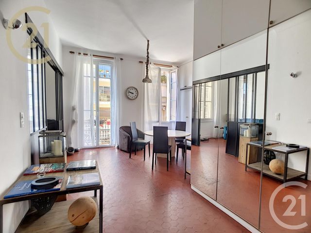 Afficher la photo en grand Appartement à vendre - 3 pièces - 64.87 m2 - CANNES - 06 - PROVENCE-ALPES-COTE-D-AZUR - Century 21 Immobilier Service