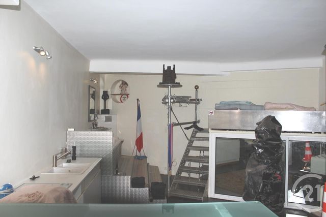 Appartement F2 à vendre - 2 pièces - 56.0 m2 - CANNES - 06 - PROVENCE-ALPES-COTE-D-AZUR - Century 21 Immobilier Service Appartement F2 à vendre - 2 pièces - 56.0 m2 - CANNES - 06 - PROVENCE-ALPES-COTE-D-AZUR - Century 21 Immobilier Service