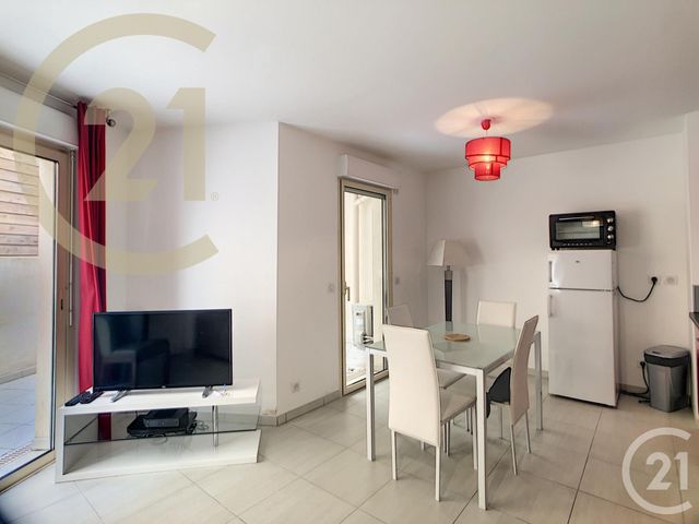 Afficher la photo en grand Appartement F2 à vendre - 2 pièces - 44.0 m2 - CANNES - 06 - PROVENCE-ALPES-COTE-D-AZUR - Century 21 Immobilier Service