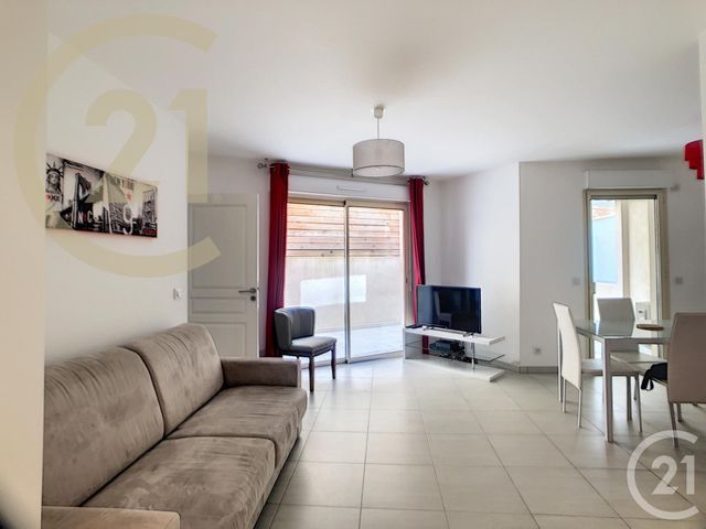 Afficher la photo en grand Appartement F2 à vendre - 2 pièces - 44.0 m2 - CANNES - 06 - PROVENCE-ALPES-COTE-D-AZUR - Century 21 Immobilier Service