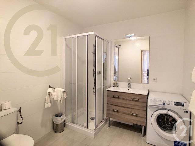 Afficher la photo en grand Appartement F2 à vendre - 2 pièces - 47.0 m2 - CANNES - 06 - PROVENCE-ALPES-COTE-D-AZUR - Century 21 Immobilier Service