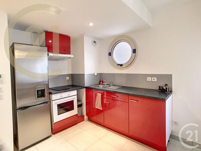 Afficher la photo en grand Appartement F2 à vendre - 2 pièces - 47.0 m2 - CANNES - 06 - PROVENCE-ALPES-COTE-D-AZUR - Century 21 Immobilier Service