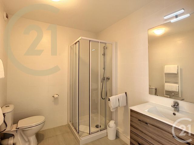 Afficher la photo en grand Appartement F2 à vendre - 2 pièces - 44.0 m2 - CANNES - 06 - PROVENCE-ALPES-COTE-D-AZUR - Century 21 Immobilier Service