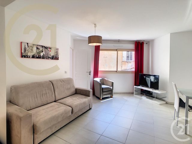 Afficher la photo en grand Appartement F2 à vendre - 2 pièces - 44.0 m2 - CANNES - 06 - PROVENCE-ALPES-COTE-D-AZUR - Century 21 Immobilier Service