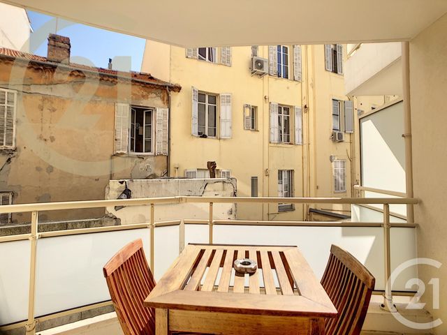 Afficher la photo en grand Appartement F2 à vendre - 2 pièces - 44.0 m2 - CANNES - 06 - PROVENCE-ALPES-COTE-D-AZUR - Century 21 Immobilier Service