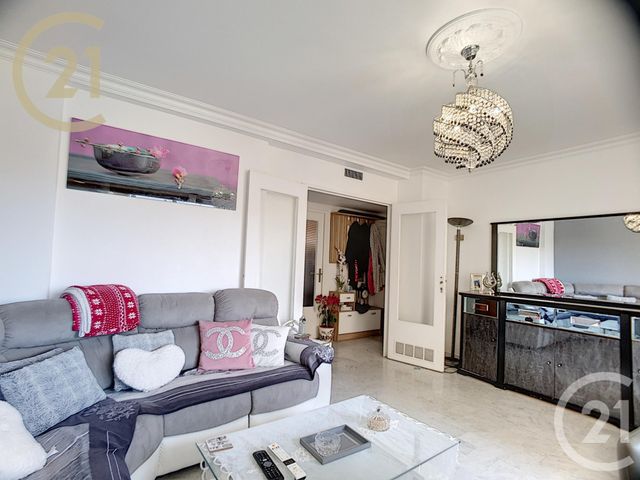 Appartement F3 à vendre - 3 pièces - 64.56 m2 - CANNES - 06 - PROVENCE-ALPES-COTE-D-AZUR - Century 21 Immobilier Service Appartement F3 à vendre - 3 pièces - 64.56 m2 - CANNES - 06 - PROVENCE-ALPES-COTE-D-AZUR - Century 21 Immobilier Service