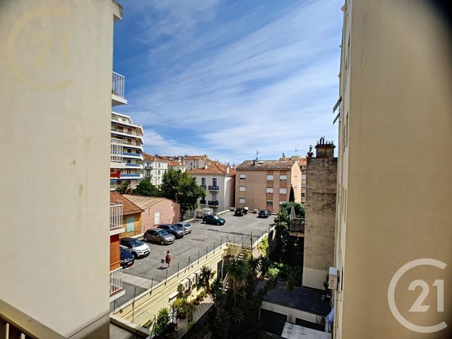 Appartement F3 à vendre - 3 pièces - 64.56 m2 - CANNES - 06 - PROVENCE-ALPES-COTE-D-AZUR - Century 21 Immobilier Service Appartement F3 à vendre - 3 pièces - 64.56 m2 - CANNES - 06 - PROVENCE-ALPES-COTE-D-AZUR - Century 21 Immobilier Service