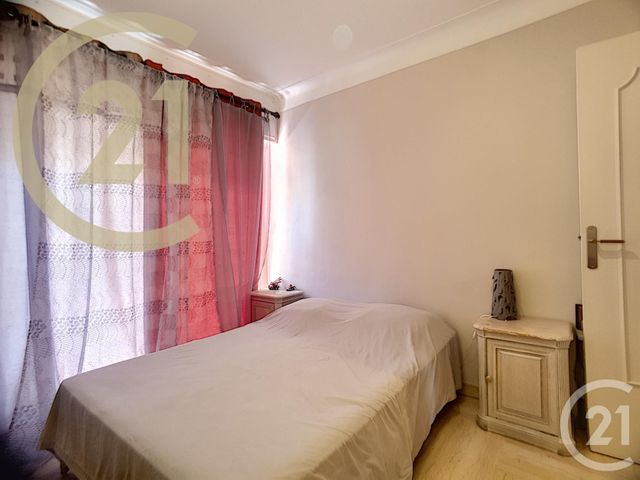 Afficher la photo en grand Appartement F4 à vendre - 4 pièces - 96.0 m2 - CANNES - 06 - PROVENCE-ALPES-COTE-D-AZUR - Century 21 Immobilier Service