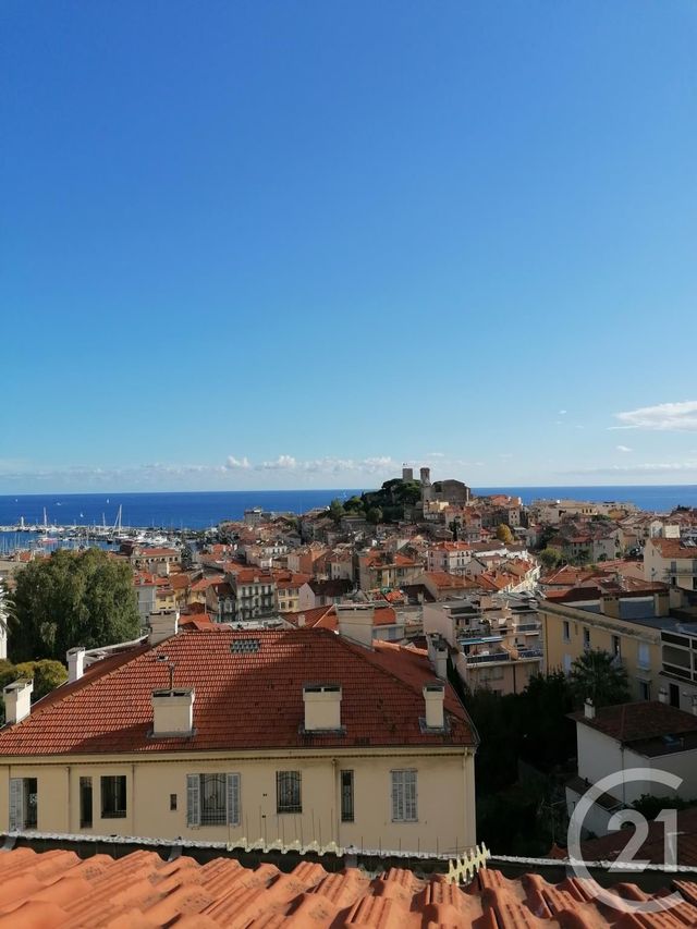 Studio à vendre - 1 pièce - 28.33 m2 - CANNES - 06 - PROVENCE-ALPES-COTE-D-AZUR - Century 21 Immobilier Service Studio à vendre - 1 pièce - 28.33 m2 - CANNES - 06 - PROVENCE-ALPES-COTE-D-AZUR - Century 21 Immobilier Service