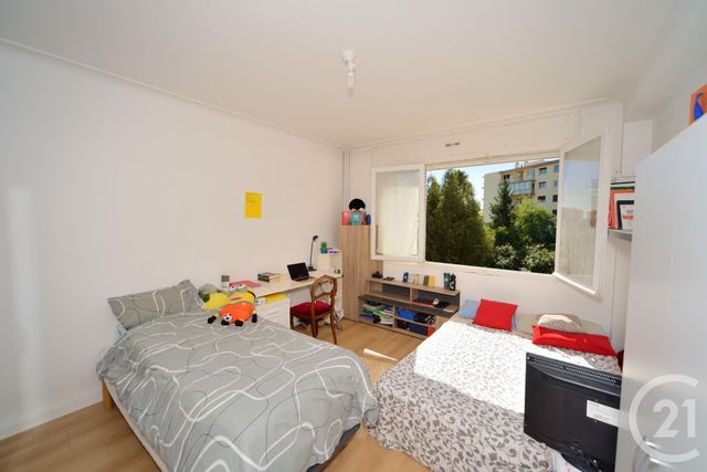 Afficher la photo en grand Appartement F3 à vendre - 3 pièces - 75.06 m2 - CANNES - 06 - PROVENCE-ALPES-COTE-D-AZUR - Century 21 Immobilier Service