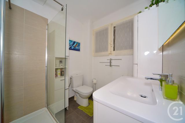 Afficher la photo en grand Appartement F3 à vendre - 3 pièces - 75.06 m2 - CANNES - 06 - PROVENCE-ALPES-COTE-D-AZUR - Century 21 Immobilier Service