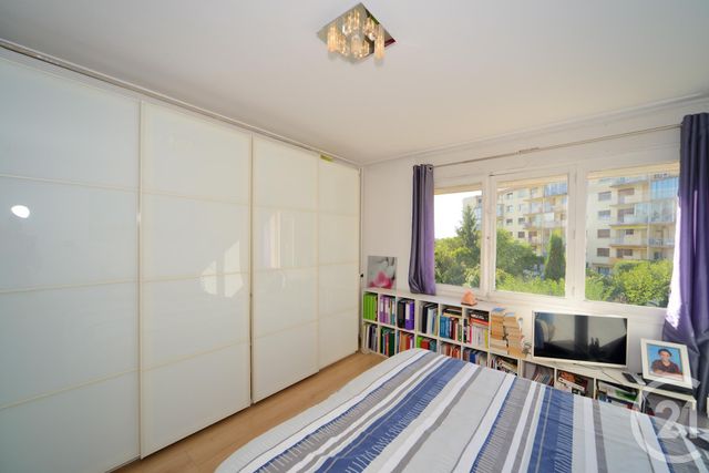 Afficher la photo en grand Appartement F3 à vendre - 3 pièces - 75.06 m2 - CANNES - 06 - PROVENCE-ALPES-COTE-D-AZUR - Century 21 Immobilier Service