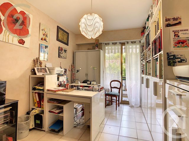 Appartement F4 à vendre - 4 pièces - 104.0 m2 - CANNES - 06 - PROVENCE-ALPES-COTE-D-AZUR - Century 21 Immobilier Service Appartement F4 à vendre - 4 pièces - 104.0 m2 - CANNES - 06 - PROVENCE-ALPES-COTE-D-AZUR - Century 21 Immobilier Service