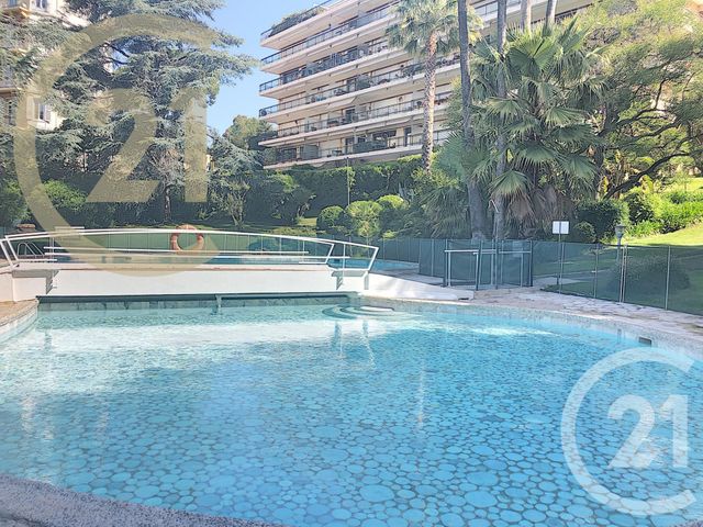 Appartement F4 à vendre - 4 pièces - 104.0 m2 - CANNES - 06 - PROVENCE-ALPES-COTE-D-AZUR - Century 21 Immobilier Service Appartement F4 à vendre - 4 pièces - 104.0 m2 - CANNES - 06 - PROVENCE-ALPES-COTE-D-AZUR - Century 21 Immobilier Service