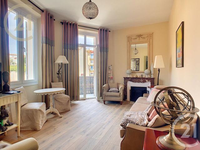 Afficher la photo en grand Appartement F3 à vendre - 3 pièces - 62.41 m2 - CANNES - 06 - PROVENCE-ALPES-COTE-D-AZUR - Century 21 Immobilier Service