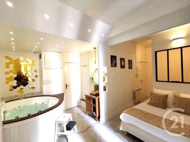 Afficher la photo en grand Studio à vendre - 1 pièce - 21.85 m2 - CANNES - 06 - PROVENCE-ALPES-COTE-D-AZUR - Century 21 Immobilier Service