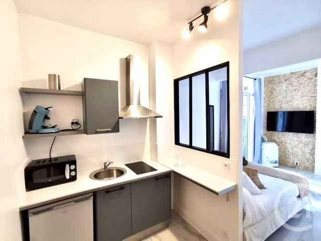 Afficher la photo en grand Studio à vendre - 1 pièce - 21.85 m2 - CANNES - 06 - PROVENCE-ALPES-COTE-D-AZUR - Century 21 Immobilier Service