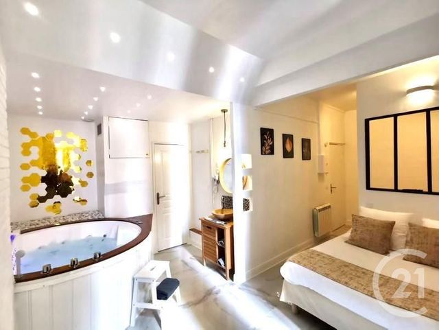 Afficher la photo en grand Studio à vendre - 1 pièce - 21.85 m2 - CANNES - 06 - PROVENCE-ALPES-COTE-D-AZUR - Century 21 Immobilier Service