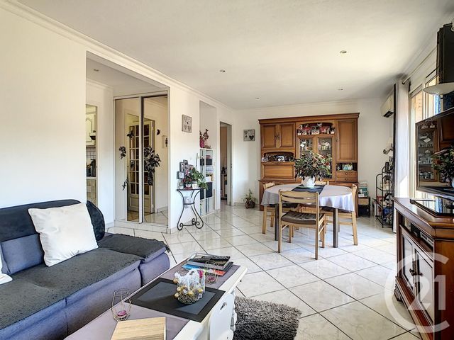 Appartement à vendre - 3 pièces - 67.0 m2 - CANNES - 06 - PROVENCE-ALPES-COTE-D-AZUR - Century 21 Immobilier Service Appartement à vendre - 3 pièces - 67.0 m2 - CANNES - 06 - PROVENCE-ALPES-COTE-D-AZUR - Century 21 Immobilier Service
