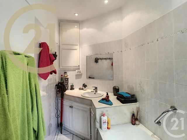 Afficher la photo en grand Appartement F2 à vendre - 2 pièces - 42.3 m2 - CANNES - 06 - PROVENCE-ALPES-COTE-D-AZUR - Century 21 Immobilier Service