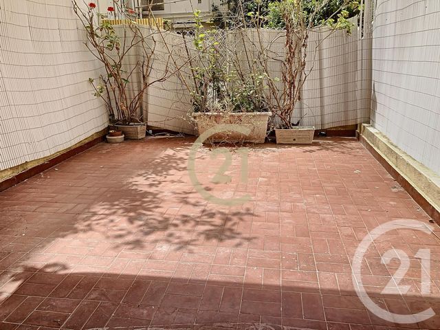 Appartement F3 à vendre - 3 pièces - 67.77 m2 - CANNES - 06 - PROVENCE-ALPES-COTE-D-AZUR - Century 21 Immobilier Service Appartement F3 à vendre - 3 pièces - 67.77 m2 - CANNES - 06 - PROVENCE-ALPES-COTE-D-AZUR - Century 21 Immobilier Service