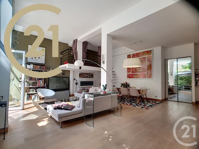 Appartement F4 à vendre - 4 pièces - 114.54 m2 - CANNES - 06 - PROVENCE-ALPES-COTE-D-AZUR - Century 21 Immobilier Service Appartement F4 à vendre - 4 pièces - 114.54 m2 - CANNES - 06 - PROVENCE-ALPES-COTE-D-AZUR - Century 21 Immobilier Service