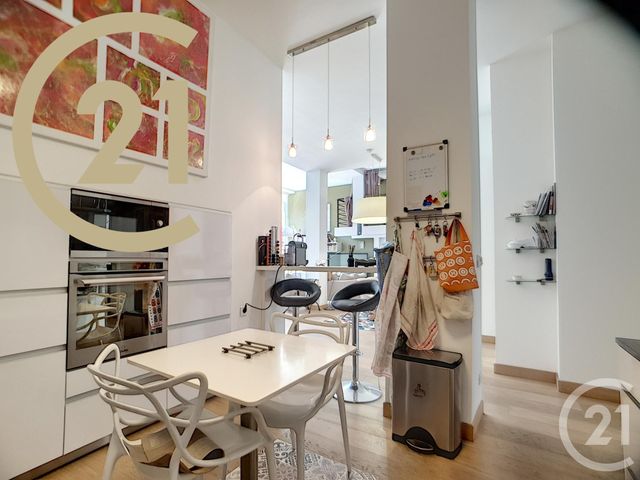 Appartement F4 à vendre - 4 pièces - 114.54 m2 - CANNES - 06 - PROVENCE-ALPES-COTE-D-AZUR - Century 21 Immobilier Service Appartement F4 à vendre - 4 pièces - 114.54 m2 - CANNES - 06 - PROVENCE-ALPES-COTE-D-AZUR - Century 21 Immobilier Service