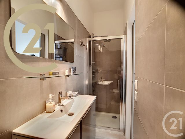 Appartement F4 à vendre - 4 pièces - 114.54 m2 - CANNES - 06 - PROVENCE-ALPES-COTE-D-AZUR - Century 21 Immobilier Service Appartement F4 à vendre - 4 pièces - 114.54 m2 - CANNES - 06 - PROVENCE-ALPES-COTE-D-AZUR - Century 21 Immobilier Service