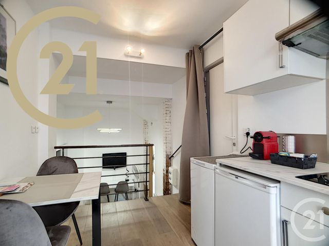 Appartement F4 à vendre - 4 pièces - 114.54 m2 - CANNES - 06 - PROVENCE-ALPES-COTE-D-AZUR - Century 21 Immobilier Service Appartement F4 à vendre - 4 pièces - 114.54 m2 - CANNES - 06 - PROVENCE-ALPES-COTE-D-AZUR - Century 21 Immobilier Service