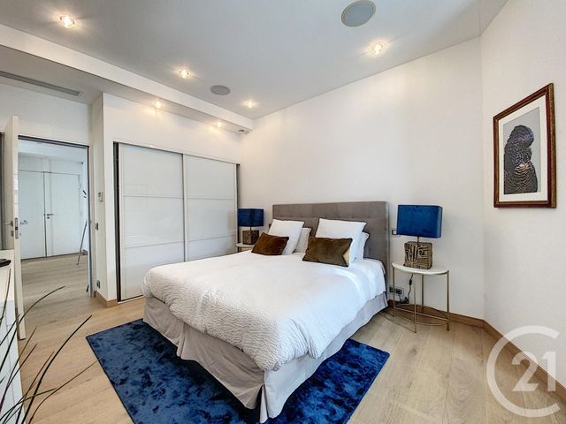 Afficher la photo en grand Appartement F5 à vendre - 5 pièces - 141.0 m2 - CANNES - 06 - PROVENCE-ALPES-COTE-D-AZUR - Century 21 Immobilier Service