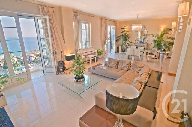 Afficher la photo en grand Appartement F4 à vendre - 4 pièces - 155.0 m2 - CANNES - 06 - PROVENCE-ALPES-COTE-D-AZUR - Century 21 Immobilier Service