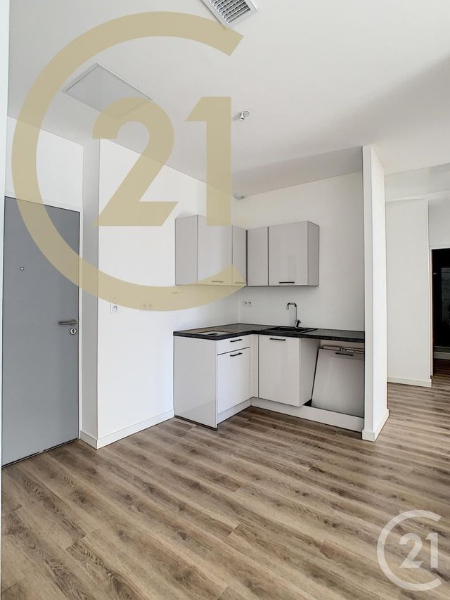 Appartement F3 à vendre - 3 pièces - 54.33 m2 - CANNES - 06 - PROVENCE-ALPES-COTE-D-AZUR - Century 21 Immobilier Service Appartement F3 à vendre - 3 pièces - 54.33 m2 - CANNES - 06 - PROVENCE-ALPES-COTE-D-AZUR - Century 21 Immobilier Service