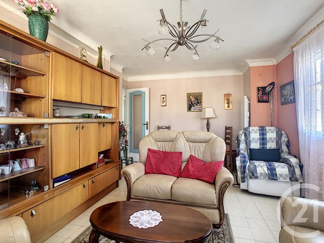 Afficher la photo en grand Appartement F4 à vendre - 4 pièces - 70.99 m2 - CANNES - 06 - PROVENCE-ALPES-COTE-D-AZUR - Century 21 Immobilier Service
