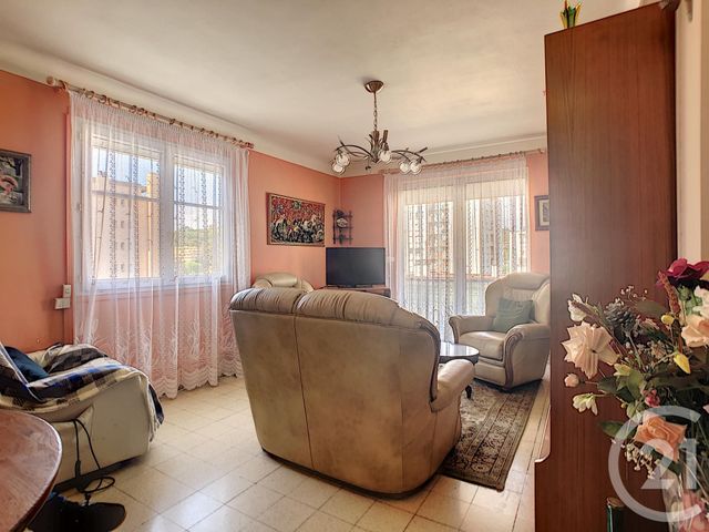 Afficher la photo en grand Appartement F4 à vendre - 4 pièces - 70.99 m2 - CANNES - 06 - PROVENCE-ALPES-COTE-D-AZUR - Century 21 Immobilier Service