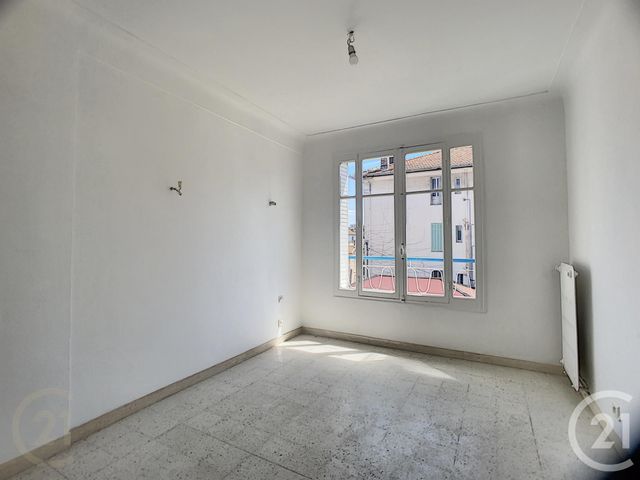 Appartement F3 à louer - 3 pièces - 62.31 m2 - CANNES - 06 - PROVENCE-ALPES-COTE-D-AZUR - Century 21 Immobilier Service Appartement F3 à louer - 3 pièces - 62.31 m2 - CANNES - 06 - PROVENCE-ALPES-COTE-D-AZUR - Century 21 Immobilier Service