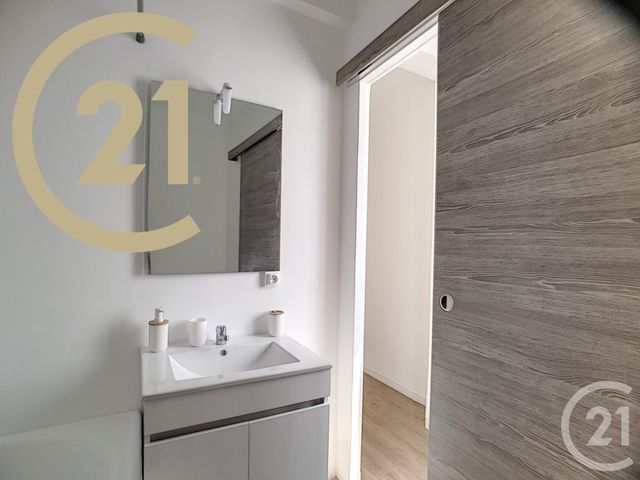 Appartement F3 à vendre - 3 pièces - 51.8 m2 - CANNES - 06 - PROVENCE-ALPES-COTE-D-AZUR - Century 21 Immobilier Service Appartement F3 à vendre - 3 pièces - 51.8 m2 - CANNES - 06 - PROVENCE-ALPES-COTE-D-AZUR - Century 21 Immobilier Service
