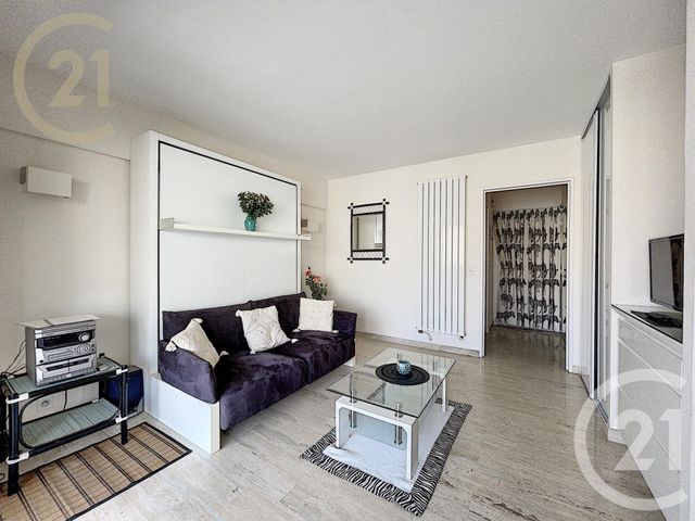 Appartement F1 à vendre - 1 pièce - 24.18 m2 - CANNES - 06 - PROVENCE-ALPES-COTE-D-AZUR - Century 21 Immobilier Service Appartement F1 à vendre - 1 pièce - 24.18 m2 - CANNES - 06 - PROVENCE-ALPES-COTE-D-AZUR - Century 21 Immobilier Service