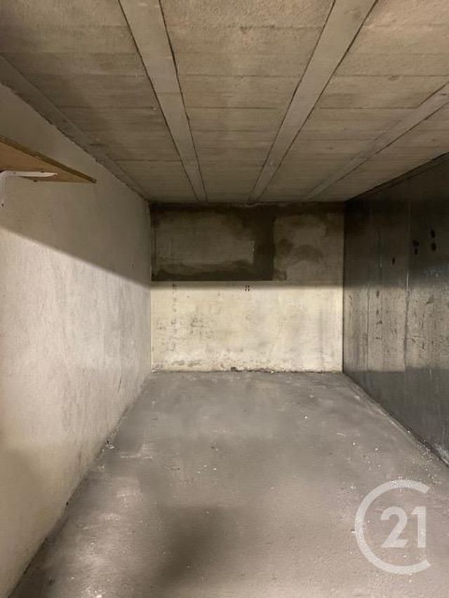 parking à louer - 12.0 m2 - CANNES - 06 - PROVENCE-ALPES-COTE-D-AZUR - Century 21 Immobilier Service parking à louer - 12.0 m2 - CANNES - 06 - PROVENCE-ALPES-COTE-D-AZUR - Century 21 Immobilier Service